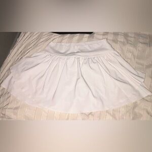 White aerie skort